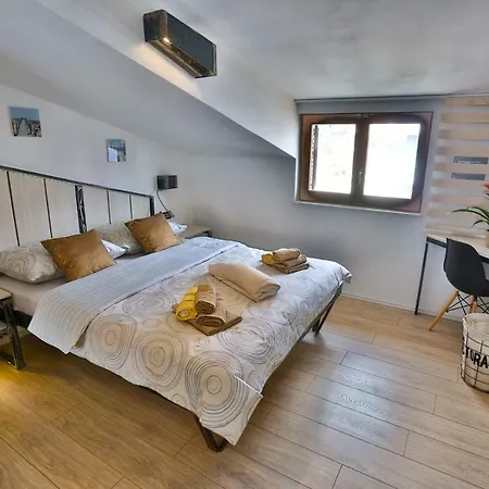 Apartman Ante