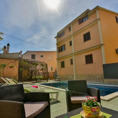 Apartman Ante Salona